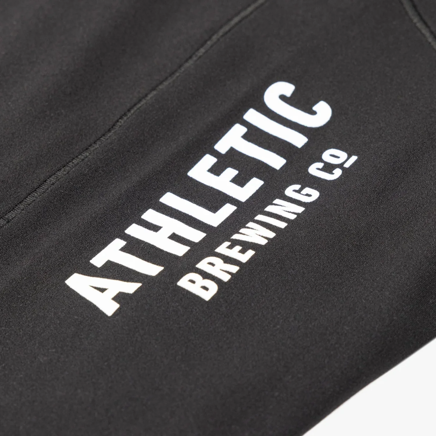 Athletic Brewing Co Rhone Women's Revive 7/8 Pocket Legging - Image 2